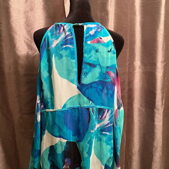 Summer/Spring Wear - Picture 3 of 5